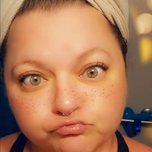 Meet your Posher, Heidi